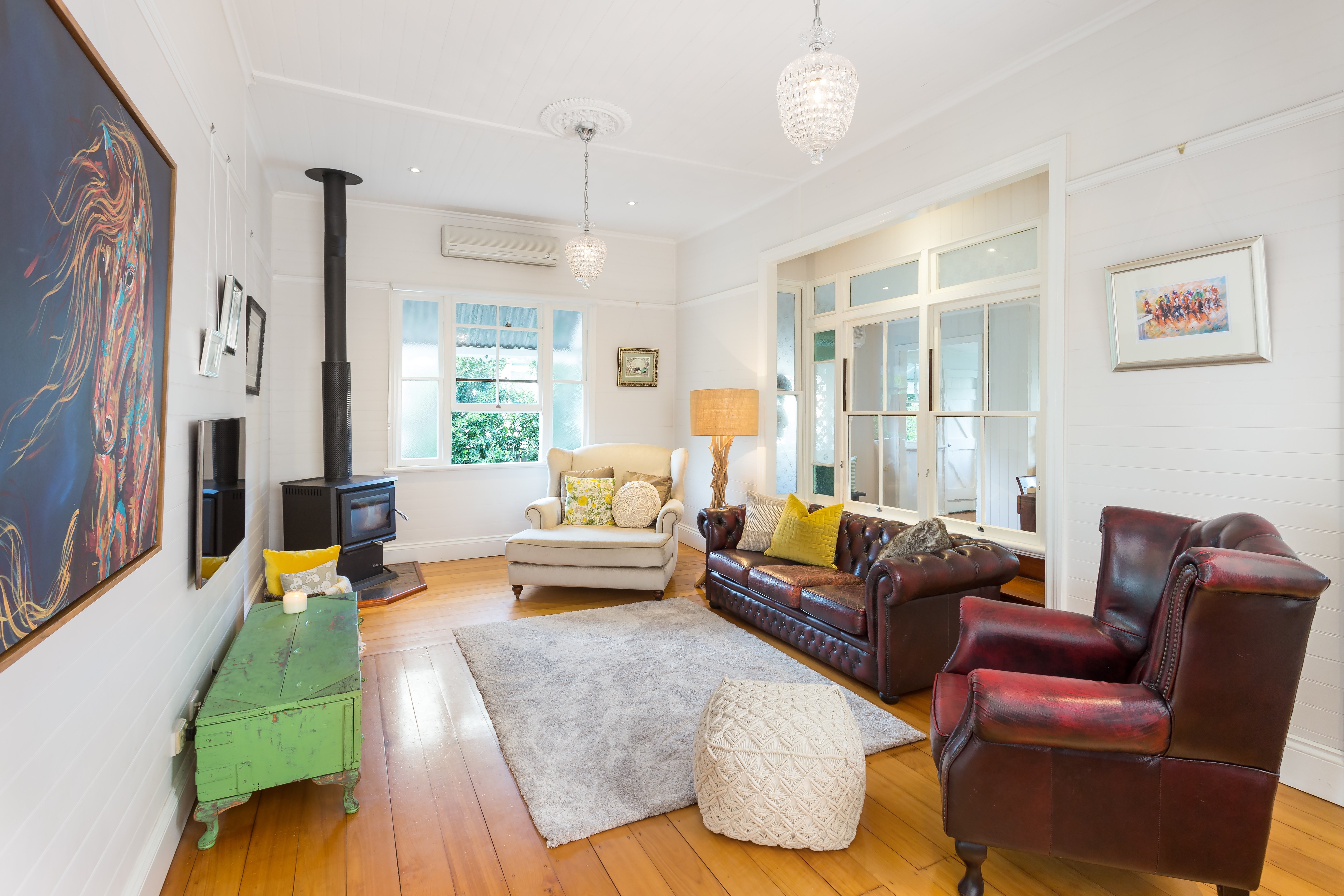 Queenslander Homes VS Contemporary Homes