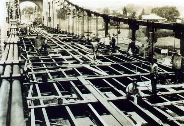 Walter Taylor Bridge deck erection November 1935