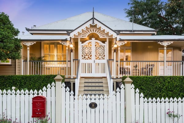 frontviewqueenslander