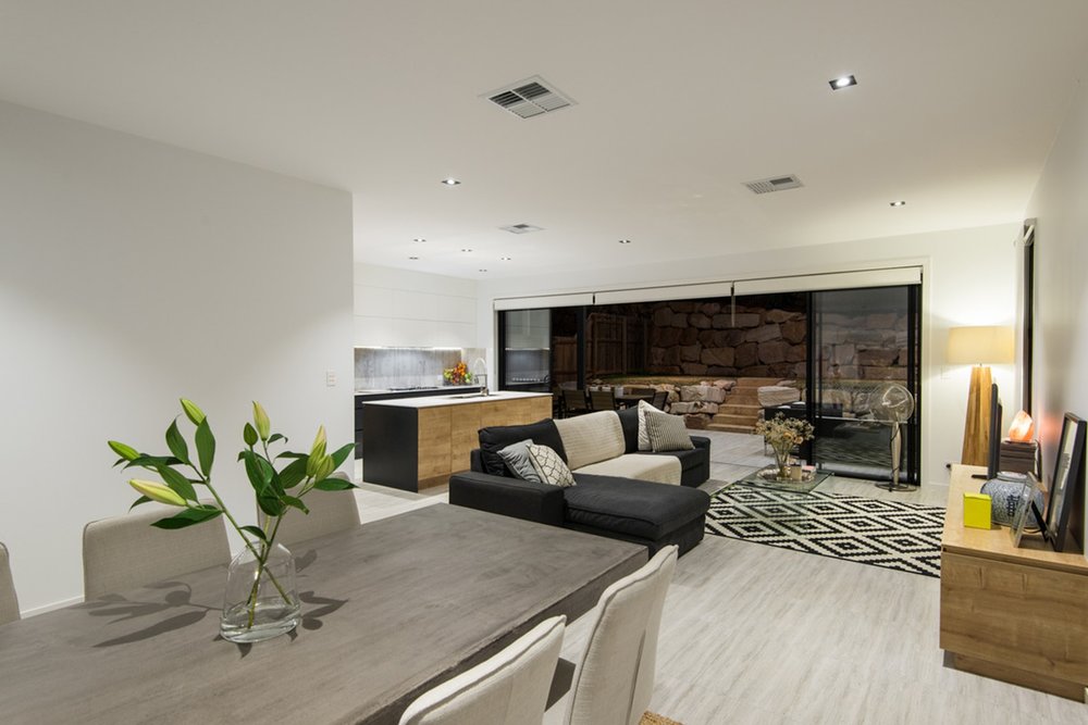 Photo Credit: http://www.eplace.com.au/properties/house-qld-seven-hills-r2-966457/