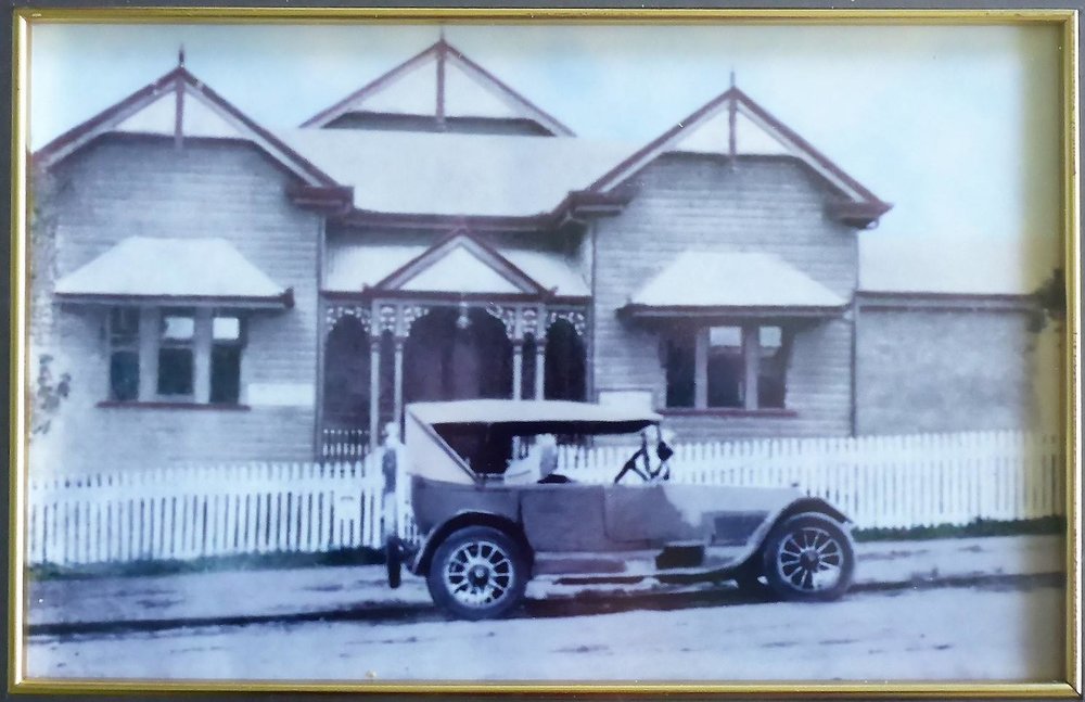  The Original Coorparoo Shire Hall. Photo Credit: https:  Coorparoo School of Arts and Memorial Hall Facebook  